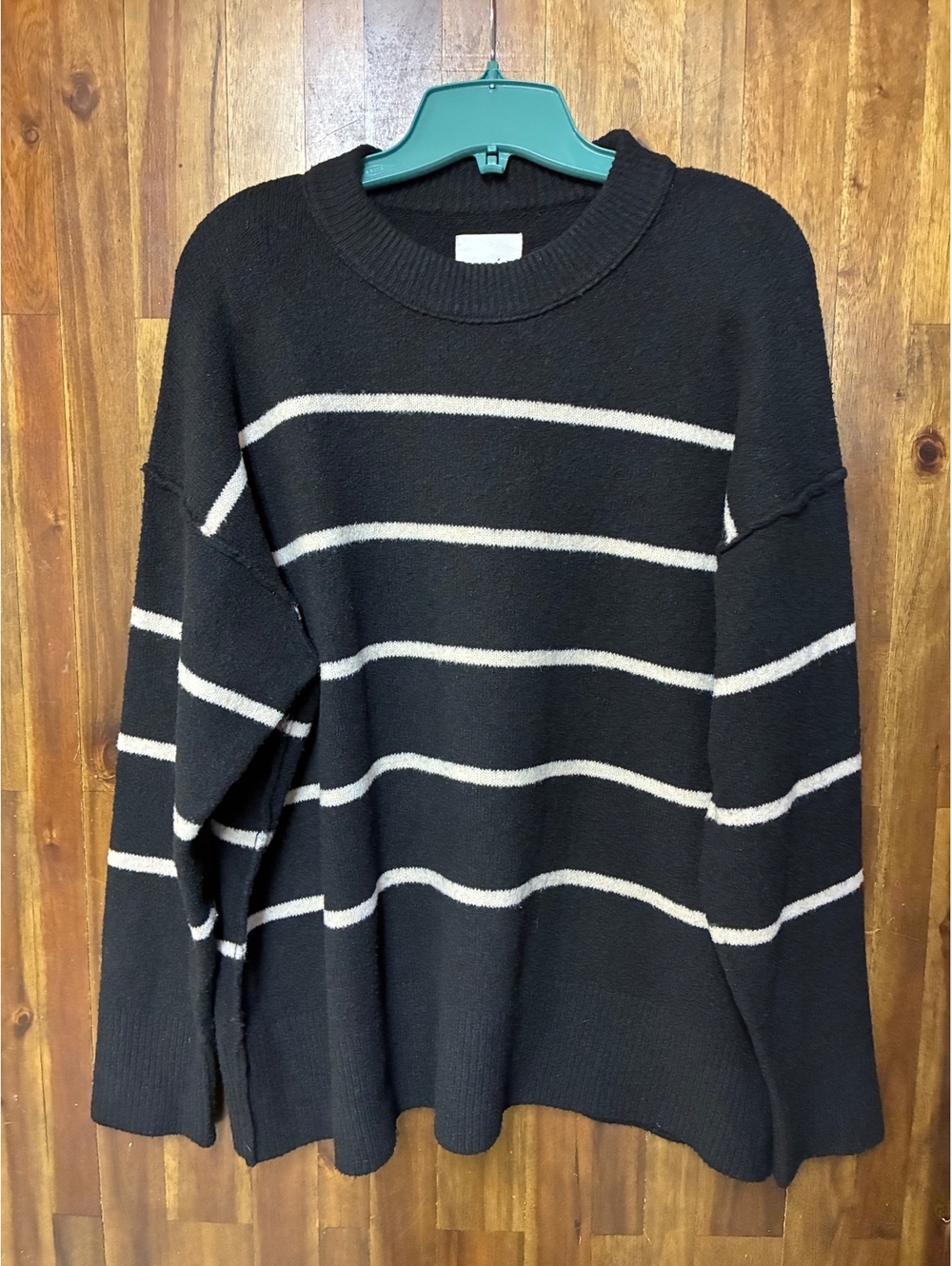 Aerie Black & White Striped Oversized Crewneck Knit Sweater Women’s Size Large